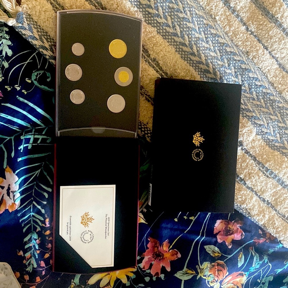 2019 specimen set